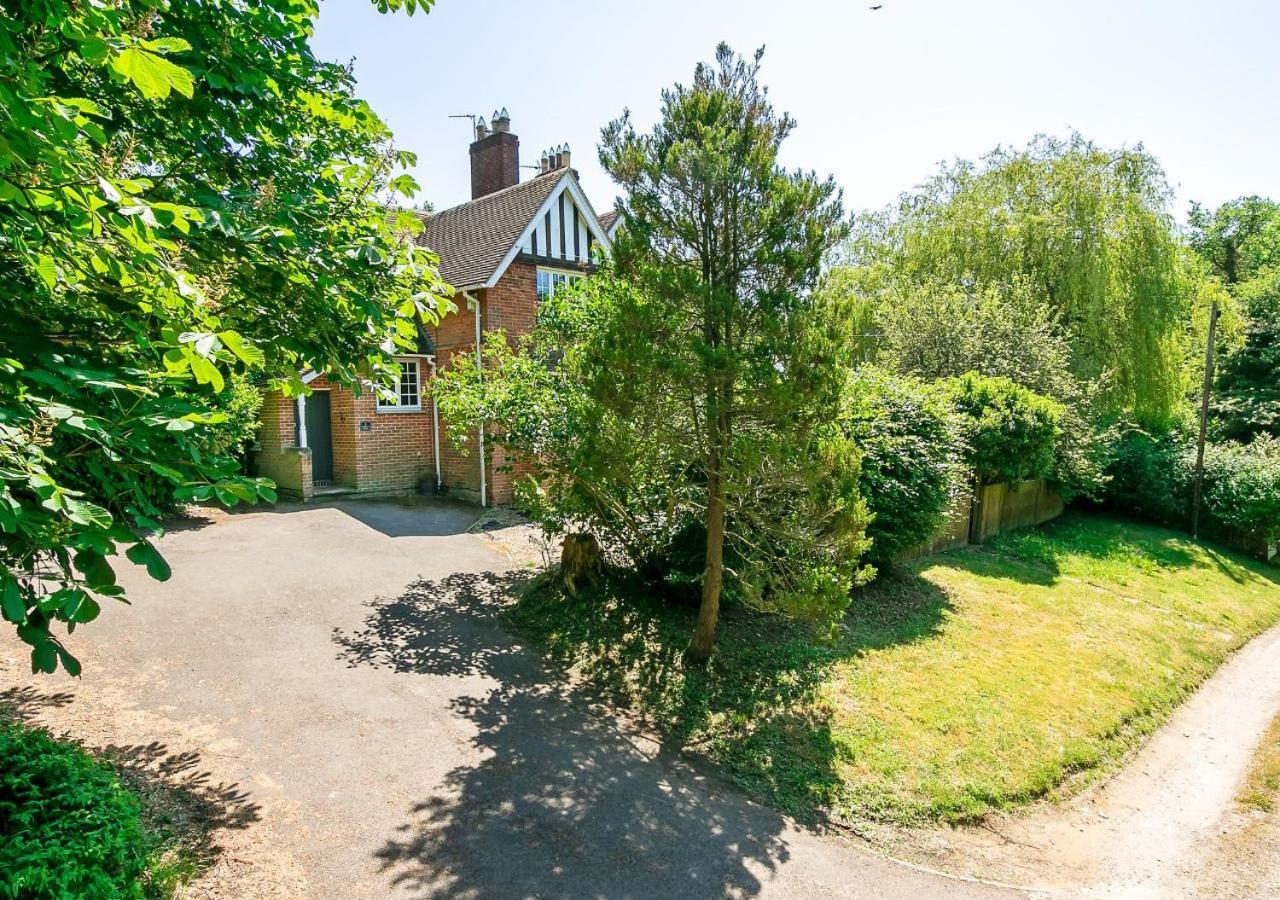 Lodge Farm - Stunning 3 Bed With Large Garden! Beckley  Dış mekan fotoğraf